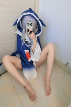 [网红COSER] 萌妹子Coser摇摇乐yoyo - がうる・ぐら(151P)-COS