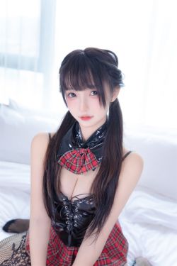 [网红COSER] 萝莉神楽板真冬之叛逆人偶(75P)-COS