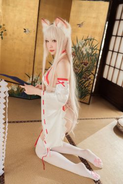 [福利COS] 大胸萌妹妖少you1 - 稻荷巫女(15P)-COS
