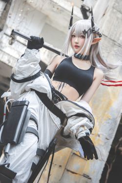 [福利COS] Coser小姐姐南宫 - 明日方舟 泥岩(26P)-COS