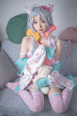 [福利COS] SA_海藻酸钠 - 神乐七奈 星期一的慵懒(21P)-COS