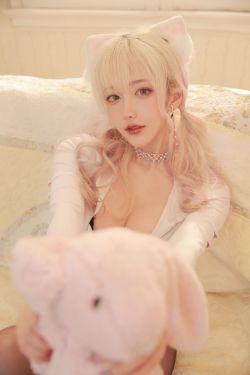 [福利COS] 人气Coser啾小妍 - 甜心(35P)-爆乳,COS