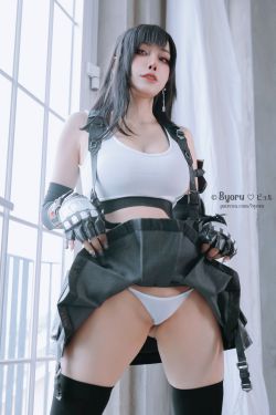[福利COS] 日本性感萝莉Byoru - Tifa(86P)-COS