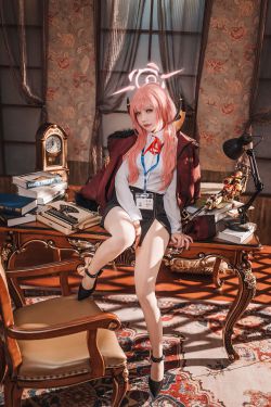 [福利COS] 是一只熊仔吗 - 碧蓝档案 陸八魔爱瑠(20P)-COS