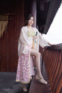 [福利COS] 鱼子酱 紫色吊带长裙写真(118P)-女郎,极品,性感,嫩模