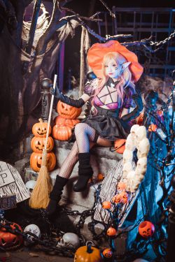 [福利COS] 狐玖玖 - 喜多川万圣节(14P)-COS