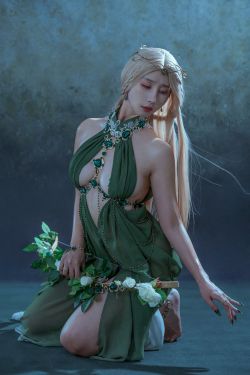 [福利COS] 云溪溪 - 奶桃 孔雀石(40P)-COS,RT