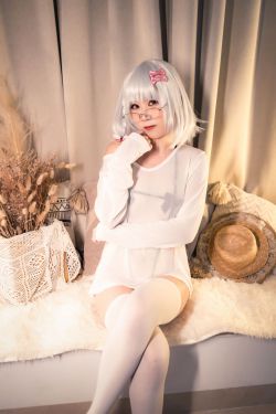 [福利COS] 流年不停_w - 送给你的新年礼物(46P)-COS