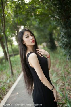 无敌美臀妹子战姝羽Zina [秀人网XiuRen] No.169(49P)-冷艳,长裙,外拍,美臀