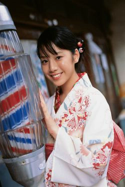 夏帆Kaho《中学生最后の夏休み、思い出いっぱ？？!!》 [YS Web] Vol.176(24P)-和服,清纯