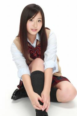村上友梨《乙女学院 にゅ～グラビアクイーン入学！》 [YS Web] Vol.334(46P)-清纯