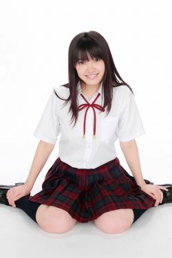 山下奈々香\/山下奈奈香《B89cm!!大型新人エントリー!!》 [YS Web] Vol.359(37P)-甜美,清纯