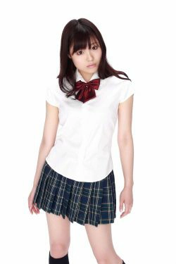 Yuuna Takamiya 高宮優南《美脚☆女子大生》 [YS Web] Vol.383(48P)-
