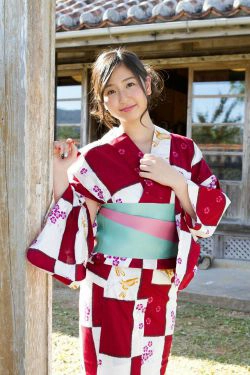 村上友梨《たわわに実った...真夏の果実！》 [YS Web] Vol.561(91P)-和服,妹子,养眼,极品,阳光