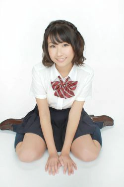 吉田ゆい《言うことナース！いやしの看護学生アイドル入学！》 [YS Web] Vol.575(49P)-短发