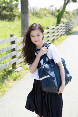 山口まゆ\/山口麻友《天使の繭》 [YS Web] Vol.664(69P)-美少女,校服,萝莉,水手服