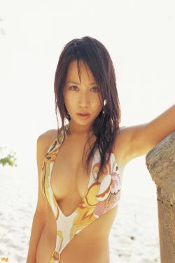 [Bomb.TV] 2005年05月刊 Natsume Sano 佐野夏芽(47P)-比基尼,外拍