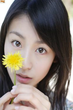 [Bomb.TV] 2008年08月刊 本假屋唯香\/本仮屋ユイカ Yuika Motokariya(31P)-甜美,清纯