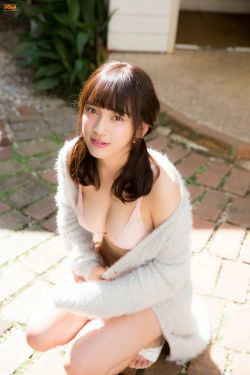 都丸紗也華《まんまるなおんなのこ》 [Bomb.TV] 2015年12月号(135P)-妹子,美胸,爆乳,清新,极品,日本女星