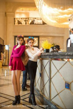 Ice艾希、程小烦 《女神驾到》仙华四季温泉 [TGOD推女神] 写真集(48P)-姐妹花,清新,时尚