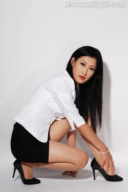 Model 婷婷《单色系的唯美镜头》 [丽柜LiGui] 美腿玉足写真图片(27P)-肉丝,职业装
